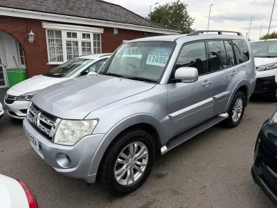 Used Mitsubishi Shogun 197 HP (144 kW) 2013 Silver SUV