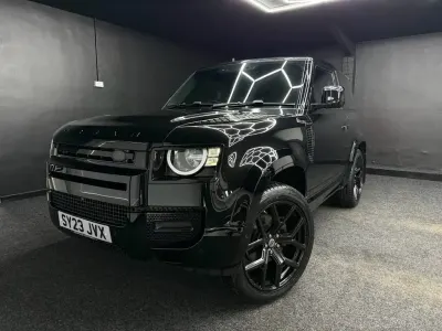 Used Land Rover Defender S 250 HP (183 kW) 2023 Black SUV