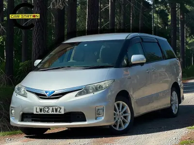 Used Toyota Estima Hybrid