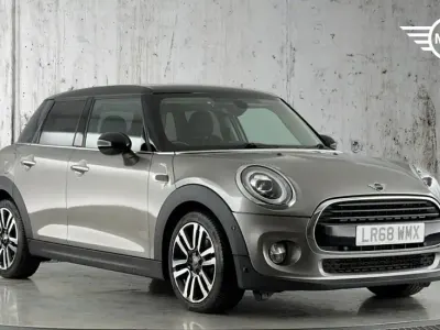 Used Mini Cooper Hatch 134 HP (98 kW) 2018 Silver Hatchback
