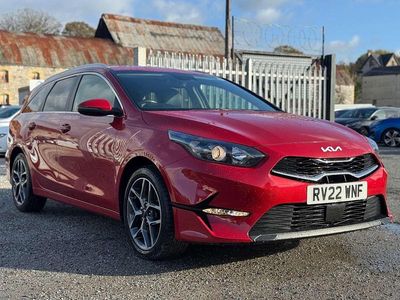 Used Kia Ceed 2022 Red Hatchback