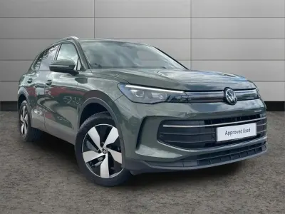 Usado VW Tiguan Match 150 CV (110 kW) 2024 Verde SUV