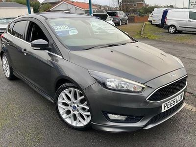Grey Used 2015 Ford Focus Zetec Hatchback | £5,495