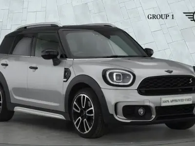 Usado Mini Cooper S Countryman Sport 178 HP (130 kW) 2023 Prateado SUV