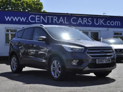 Usado Ford Kuga Titanium 150 CV (110 kW) 2017 Gris SUV