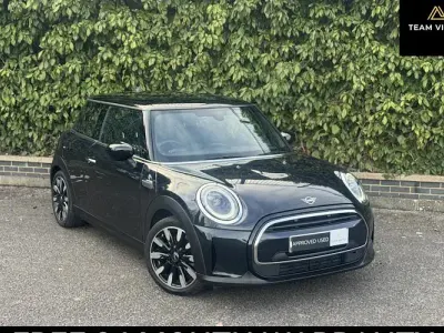 Used Mini Cooper Exclusive 136 HP (100 kW) 2022 Hatchback