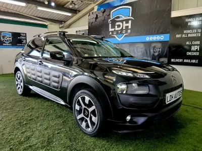 Used Citroën C4 Cactus Flair 98 HP (72 kW) 2016 Black Hatchback