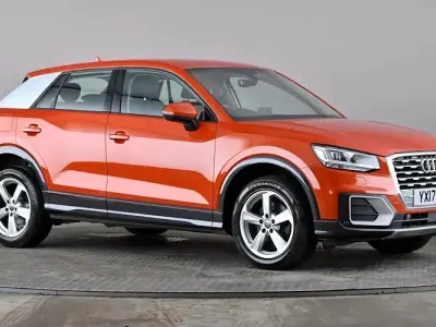 Begagnad Audi Q2 Sport 150 HK (110 kW) 2017 Orange SUV