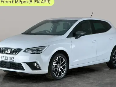 Begagnad Seat Ibiza XCELLENCE Lux 110 HK (80 kW) 2023 Vit Halvkombi