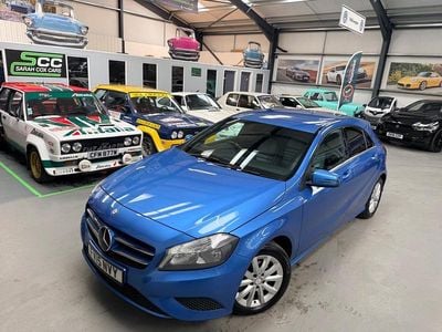 Used Mercedes A180 SE 2015 Blue Hatchback