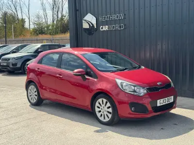 Used Kia Rio 84 HP (61 kW) 2013 Red Hatchback