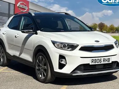 Usado Kia Stonic 120 CV (88 kW) 2020 Blanco SUV
