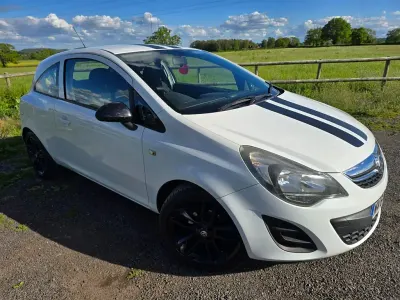 Used Vauxhall Corsa 2014 White Hatchback
