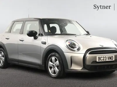 Used Mini Cooper Classic 134 HP (98 kW) 2023 Silver Hatchback