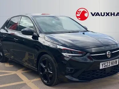 Begagnad Vauxhall Corsa 101 HK (74 kW) 2023 Svart Halvkombi