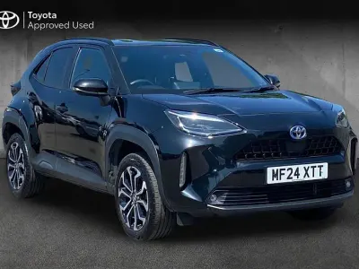 Used Toyota Yaris Cross Design 116 HP (85 kW) 2024 Black SUV