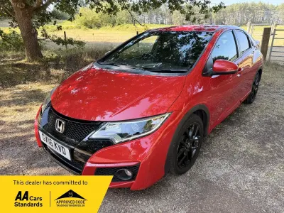 Used Honda Civic Sport 142 HP (104 kW) 2016 Red Hatchback