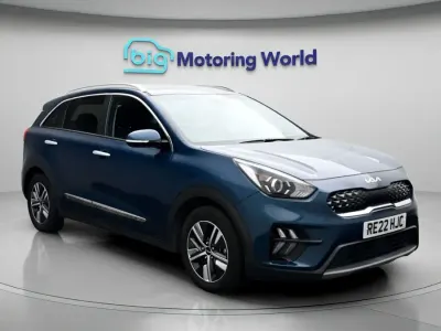 Used Kia Niro 139 HP (102 kW) 2022 Blue SUV