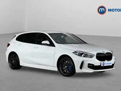 Used BMW 118 M Sport 150 HP (110 kW) 2023 White Hatchback