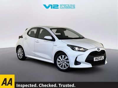 Usado Toyota Yaris Hybrid 116 HP (85 kW) 2021 Branco Citadino