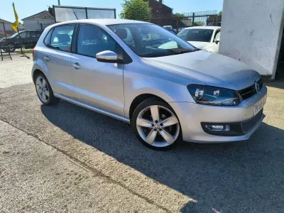 Używany VW Polo SEL 85 KM (62 kW) 2010 Srebrny Hatchback