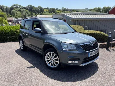Used Skoda Yeti SE L 110 HP (80 kW) 2016 Grey SUV