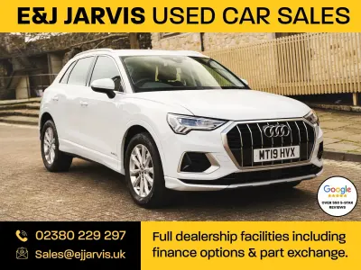 Używany Audi Q3 Sport 150 KM (110 kW) 2019 Biały SUV
