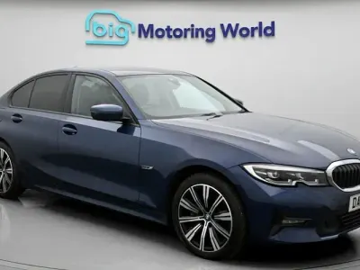 Used BMW 330e 292 HP (214 kW) 2022 Blue Sedan