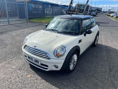 Used Mini Cooper D Hatch 2010 White Hatchback