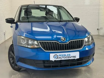 Second-hand Skoda Fabia Colour Edition 2016 Albastru Hatchback