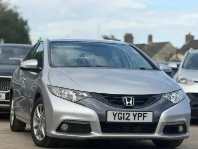 Used Honda Civic ES 150 HP (110 kW) 2012 Silver Hatchback