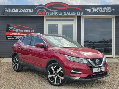 Used Nissan Qashqai Tekna 130 HP (95 kW) 2018 Red SUV