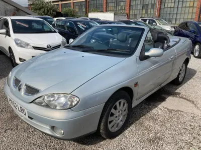Used Renault Mégane Cabriolet Dynamique 2003 Silver Cabriolet