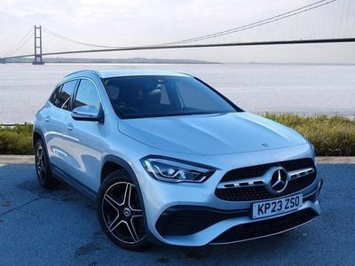 Mercedes GLA220