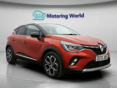 Used Renault Captur Techno 2022 Red and black SUV