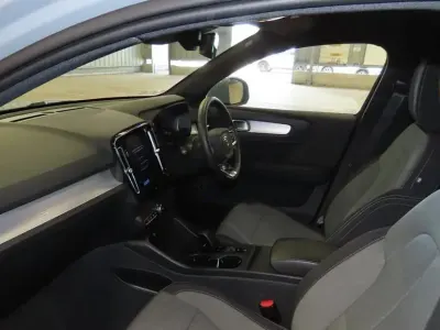 Used Volvo XC40 Core 2023 Grey SUV