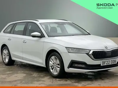 Używany Skoda Octavia SE Technology 81 KM (59 kW) 2022 Biały Kombi
