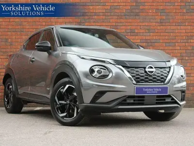 Usado Nissan Juke N-Connecta 143 CV (105 kW) 2024 Gris SUV