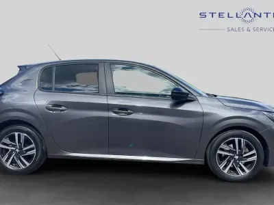Używany Peugeot 208 Active+ 99 KM (72 kW) 2023 Szary Hatchback