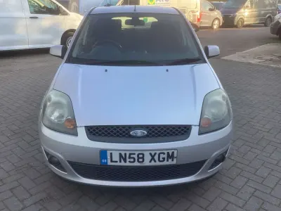 Used Ford Fiesta Zetec 2008 Silver Hatchback