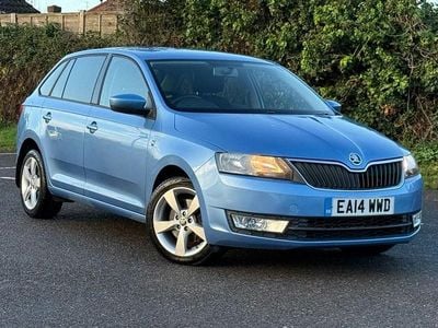Blue Used 2014 Skoda Rapid Elegance Hatchback | £8,980 (Expensive)