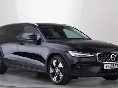 Used Volvo V60 CC Plus 190 HP (139 kW) 2020 Black Estate