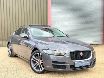 Used Jaguar XE Prestige 180 HP (132 kW) 2016 Grey Sedan