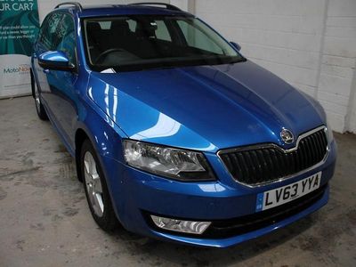 Blue Used 2013 Skoda Octavia SE Estate | £4,495 (Fair price)