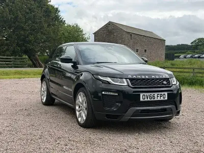 Used Land Rover Range Rover evoque HSE Dynamic 2016 Black Estate