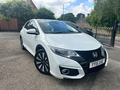 Used Honda Civic SR 142 HP (104 kW) 2015 White Hatchback