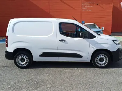 Used Citroën Berlingo 101 HP (74 kW) 2025 White MPV