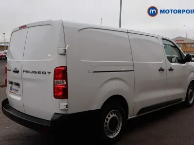 Second-hand Peugeot Expert 2025 Alb Van