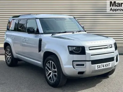 Used Land Rover Defender 249 HP (183 kW) 2024 Hakuba silver metallic SUV