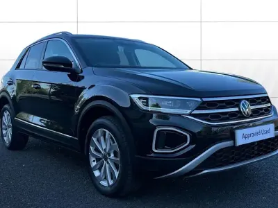 Usado VW T-Roc Style 150 HP (110 kW) 2025 Preto SUV
